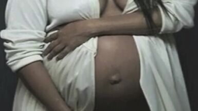 Khloe, Kourtney e Kendall Jenner scoperteHD - 2 image