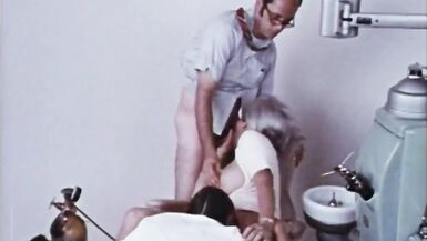 Le caramelle ricevono un mal di denti - 5 image