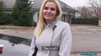 Agent public Mère aux cheveux dor Jaimerais baiser avec de gros bidons de lait Désosse un inconnu