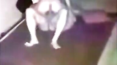 Wife cheats on hidden camera whilst visiting allies - 2 image