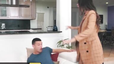 Katana Kombat Bounces her Bubble Ass on Johnys Large Shlong