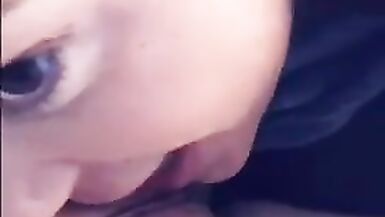 Hawt Lesbos Komşular Tarafından Pompalanırken Yakalandı - Double Oral-Job POV - 2 image