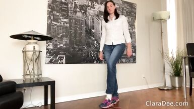 Chastity Games 11 - how many Fingers - Guessing JOI Game by Clara Dee - 3 image