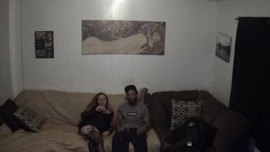 La voisine de la BBC jouit en moi pendant que son mari est au travail