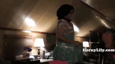 Breasty Desi Indian mother I'd like to fuck Sucks Shlong - 3 image