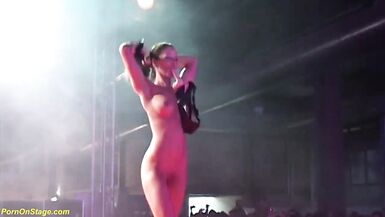 strapon sex on public stage - 13 image