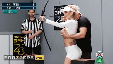 Brazzers - Sexy Professional Athletes Sarah Jessie Getting Her Cookie Pounded During The Game