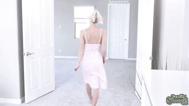 Emma Hix and September Reign sharing Bobby Beefcakes massive knob