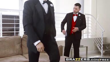 Brazzers - Brazzers Exxtra - Dirty Bride scene starring Lenn - 3 image