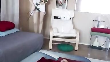 Vídeo de pedido de ioga nua - 4 image