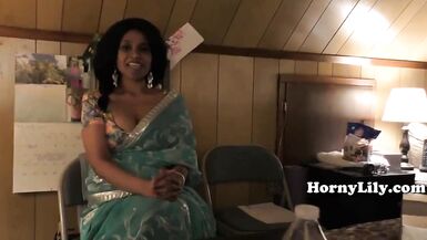 Busty Desi Indian MILF Sucks Cock - 6 image