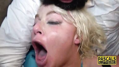 Busty milf hakim olur ve bükülür - 5 image
