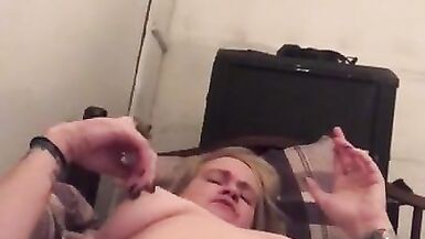 Colocataire dans la chambre dà côté, mais jétais tellement excité que jai fumé en solo. - 3 image