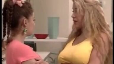 Brounwen British Busty Anal Porn with Dawn Phoenix - 1 image