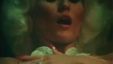Retro Sex From Intense Classic MILF That Enjoys The Moment - 1 image