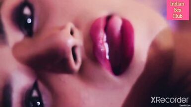 Masturbation dune jeune fille indienne sexy