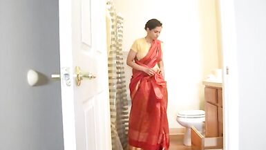 indian maid masturbation with sex toy - 5 image