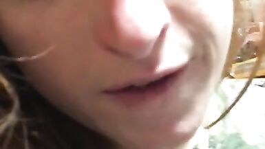 Spun tweekerFemme trompant pour de la méthamphétamine