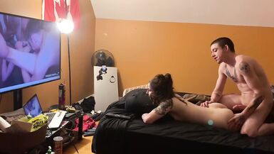 Novia gets coño eaten, follada y creampied - 2 image