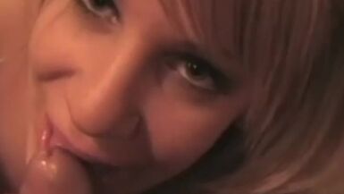 Azgınken Erkeğiyle Birlikte Güzel Bir Tatil Blowjob Babe - 1 image
