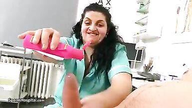 Doctor Handjob ELVIRA - 7 image
