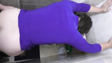 Stepson Spied on Mom in the Toilet and Fucked her in Anal. Stepmom Blowjob