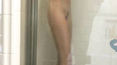 Skinny, Flat Lady Loves Sowing Off - 3 image