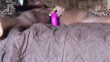 Real Amateur Ebony Teen Toy Squirting Double Penetration Solo - 3 image