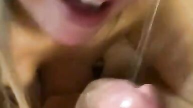 Je manipule deux bites pour la première fois ! En direct sur Snap ! pour Noël !