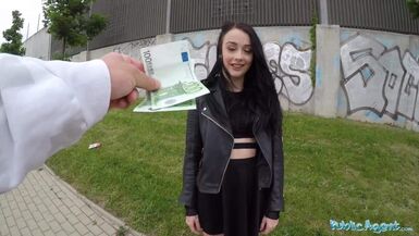 Public Agent Alessa Savage Gets Creampied Outdoors - 1 image