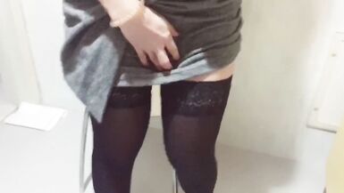 SEXY DESPERATION PEE,WETTING HERSELF, NO PANTIES PISS,WETTING SKIRT,STOCKING,HEELS,SEXY FACE SLUT PE - 4 image