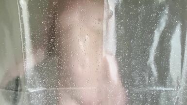Autumn Takes a Sexy Shower for You... - 5 image