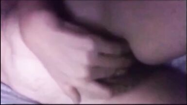 Taylandlı MILF orgazm olmak için kendini parmaklıyor - 4 image
