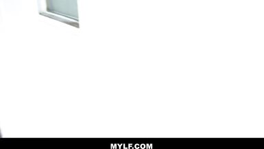 Exxtra piccolo Milf anale hardcore con il capo - 1 image