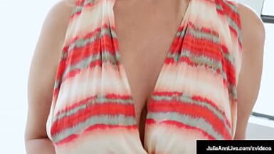 Cock Sucking Sales Lady Julia Ann Gives Blowjob For Cash Commission? - 1 image