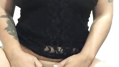 Apprendre à prendre un gode XXL - 2 image
