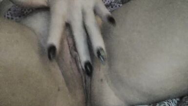 Talking,pussy Play with Fingernail Polish Bottle