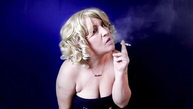 MILF SMOKING Cigarettes TOPLESS BIG BOOBS