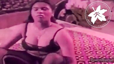 real desi housewife ne badi badi chuchi dikhayi - 5 image