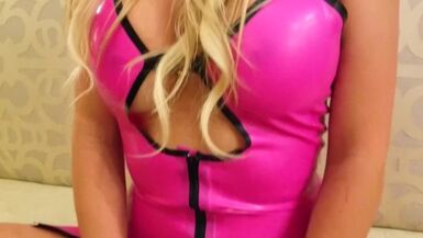 KINK LATEX FUCK DOLL ENJOYS A DEEP POUNDING! - POUNDPIE3