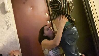 Tumanova MILF Gave a Blowjob to a Delivery Guy of Cocks - 9 image