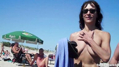 Vidéo de voyeuring de Pussy Nudist Milfs à proximité