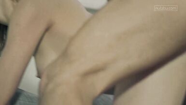 Eating her girlfriends anal creampie - 5 image