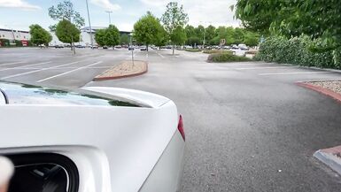 Parcheggio del grande magazzino - 5 image