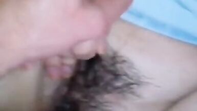 Homemade fucking hairy pussy (chatte poilue)