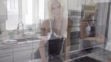 Olivia Blu Stepmom Loves Sex - 1 image