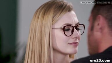 Alexa Grace baise Danny Mountain