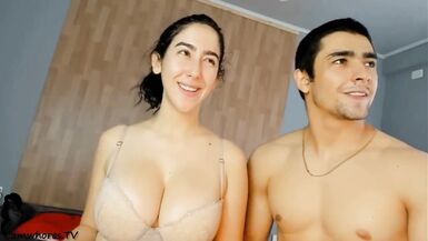 sis y bro haciendo sexo mientras ella mamá se ha ido - 12 image