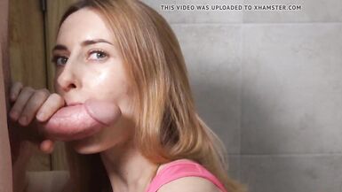 I pick up a pretty girl on bar and she make me blowjob - 6 image
