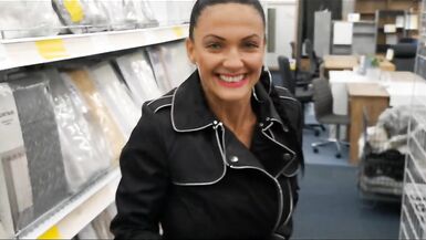 Milf Lilly Naked in the store, gets squirt-fucked after parking her car - 5 image